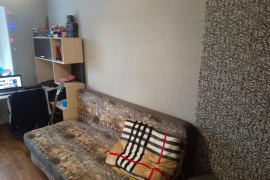 Продам комнату в центре города.