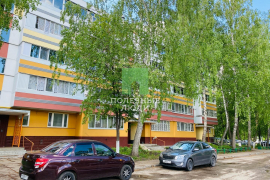 4комнатная, центр города, 2 балкона, с/у в кафеле, распашонка, 5 этаж в 5, ЧП