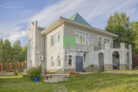 Дом 374 м² на участке 19 сот.