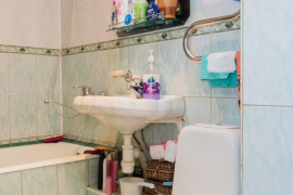 продам 3 комнатную квартиру